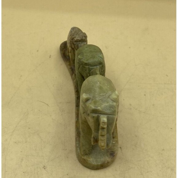 Vintage Carved Stone Trailing Elephants 3 In A Row Soapstone 4.5” Long - Picture 12 of 14